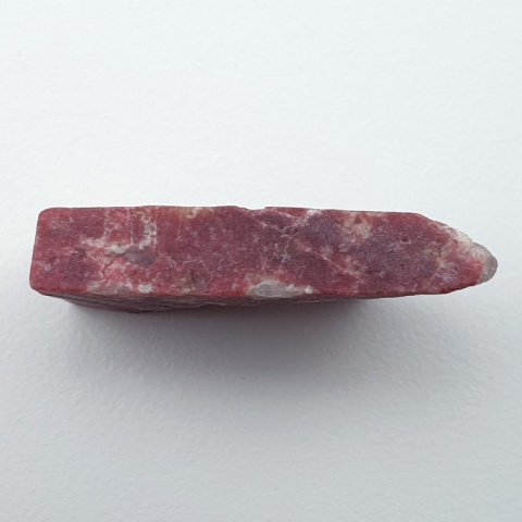 Thulit cięty surowy 29x15 mm nr 175