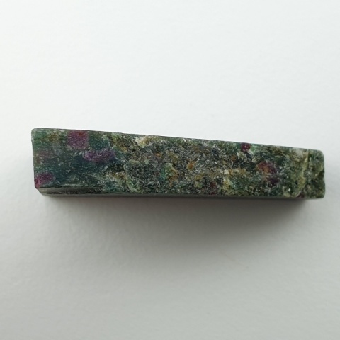 Ruby in fuchsite cut raw 31x22 mm no 104
