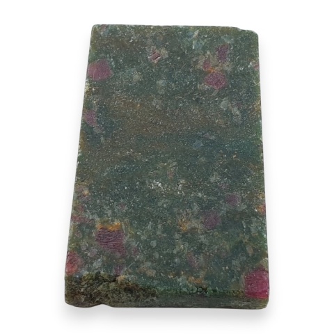 Rubin w fuchsycie cięty surowy 33x22 mm nr 62