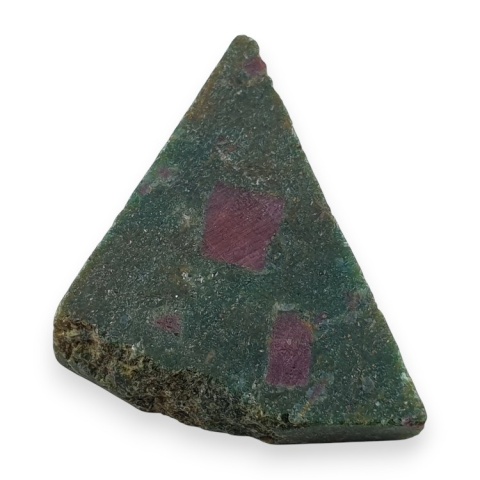 Rubin w fuchsycie cięty surowy 40x27 mm nr 70