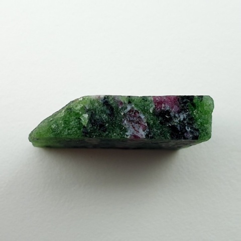 Zoisyte with ruby cut raw 23x17 mm no 187