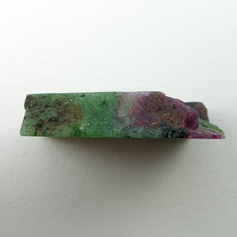 Zoisyt z rubinem cięty surowy 23x20 mm nr 182