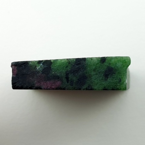 Zoisyte with ruby cut raw 26x26 mm no 139