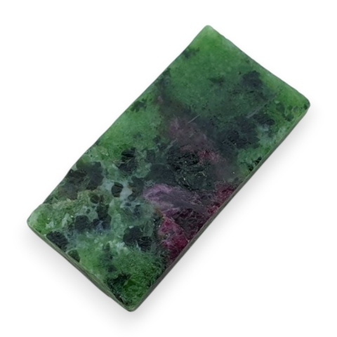 Zoisyt z rubinem cięty surowy 29x15 mm nr 147