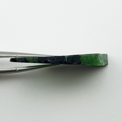 Zoisyte with ruby cut raw 34x18 mm no 122