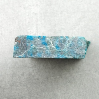 Chryzokola cięta surowa 25x23 mm nr 173