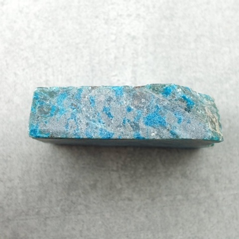 Chryzokola cięta surowa 26x22 mm nr 176