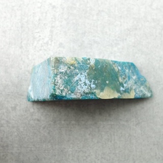 Chryzokola cięta surowa 27x22 mm nr 187