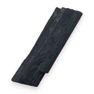Czarny turmalin surowy 33x9 mm nr 830