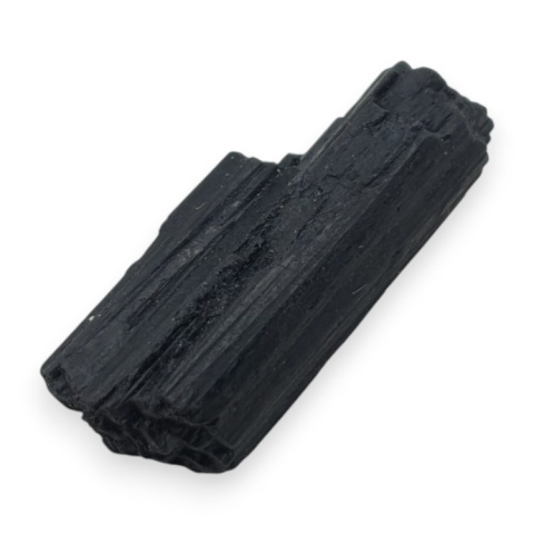 Czarny turmalin surowy 35x14 mm nr 710
