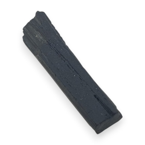 Czarny turmalin surowy 37x11 mm nr 729
