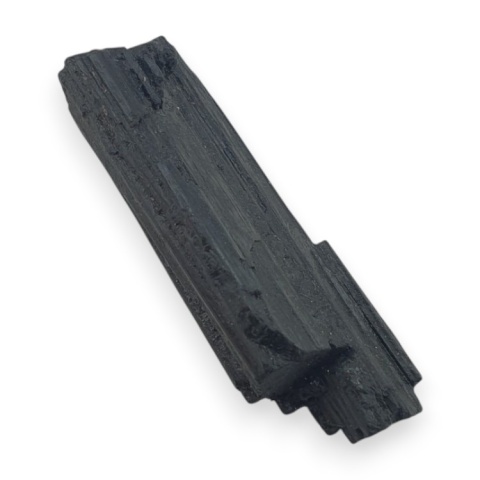 Czarny turmalin surowy 38x14 mm nr 704