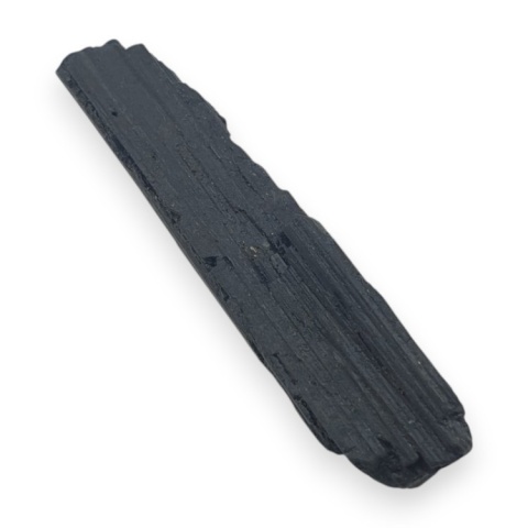 Czarny turmalin surowy 53x14 mm nr 724