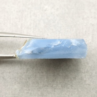 Opal niebieski cięty surowy 25x24 mm nr 194A