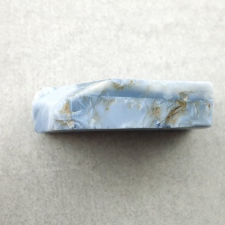 Opal niebieski cięty surowy 26x21 mm nr 158A