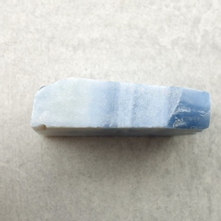 Opal niebieski cięty surowy 27x20 mm nr 129A