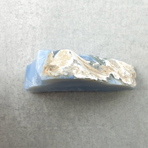 Opal niebieski cięty surowy 28x23 mm nr 185A