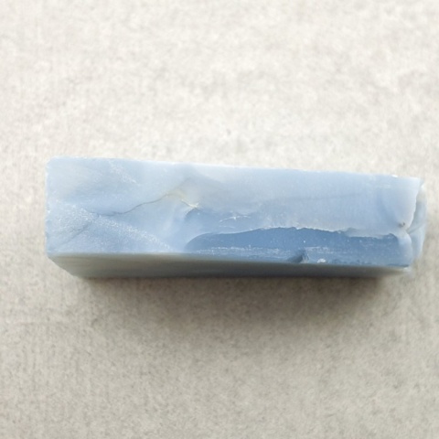 Opal niebieski cięty surowy 31x16 mm nr 115A