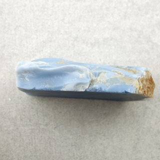 Opal niebieski cięty surowy 31x21 mm nr 123A