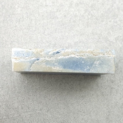 Opal niebieski cięty surowy 32x17 mm nr 150A