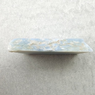 Opal niebieski cięty surowy 32x20 mm nr 135A