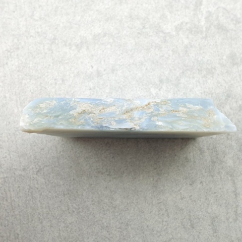 Opal niebieski cięty surowy 32x20 mm nr 135A