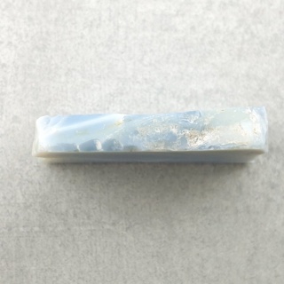 Opal niebieski cięty surowy 34x30 mm nr 119A