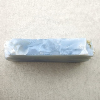 Opal niebieski cięty surowy 35x21 mm nr 170A