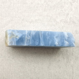Opal niebieski cięty surowy 37x15 mm nr 116A