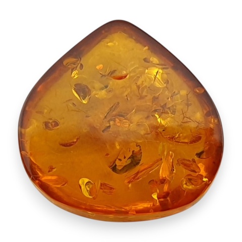 Bursztyn bałtycki kaboszon 13x13 mm nr A104