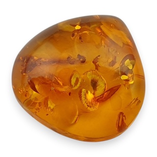 Bursztyn bałtycki kaboszon 13x13 mm nr A124