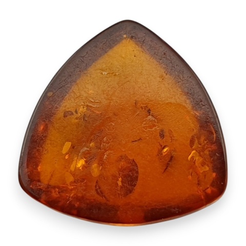 Bursztyn bałtycki kaboszon 15x15 mm nr 990