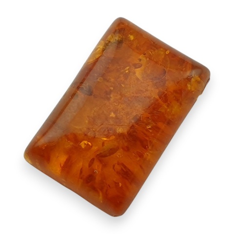 Bursztyn bałtycki kaboszon 16x11 mm nr A132