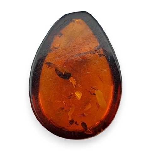 Bursztyn bałtycki kaboszon 17x13 mm nr 981