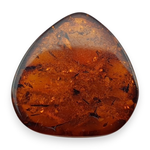 Bursztyn bałtycki kaboszon 17x17 mm nr A2