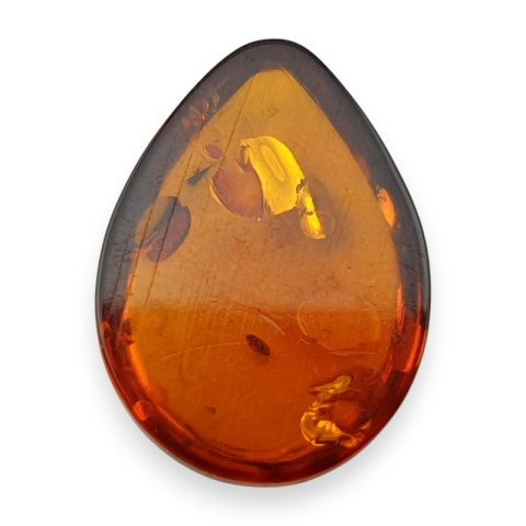 Bursztyn bałtycki kaboszon 18x13 mm nr A24