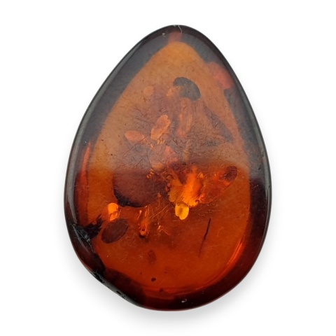 Bursztyn bałtycki kaboszon 17x12 mm nr A176
