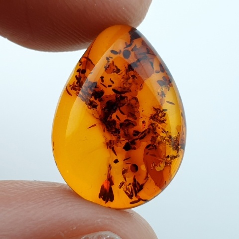 Bursztyn bałtycki kaboszon 18x13 mm nr A158