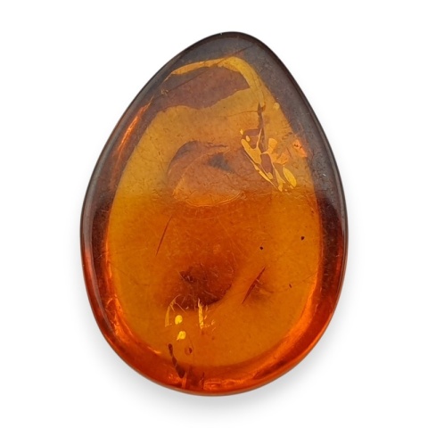 Bursztyn bałtycki kaboszon 18x13 mm nr A172