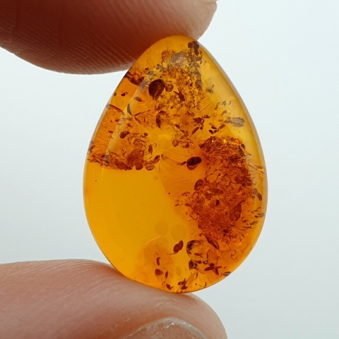 Bursztyn bałtycki kaboszon 18x13 mm nr A174