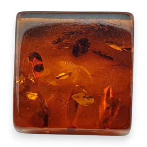 Bursztyn bałtycki płaski kwadrat 10x10 mm nr 12