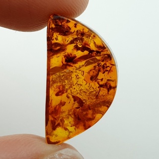 Bursztyn bałtycki płaskie półkole 22x12 mm nr 10