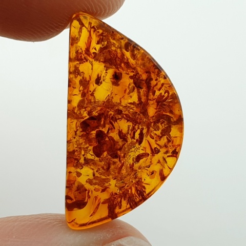 Bursztyn bałtycki płaskie półkole 22x12 mm nr 6