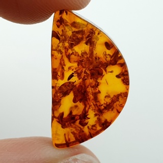 Bursztyn bałtycki płaskie półkole 22x12 mm nr 9