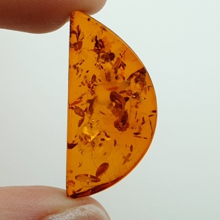 Bursztyn bałtycki płaskie półkole 30x14 mm nr 1