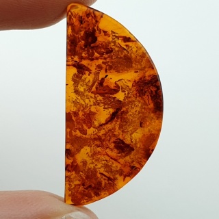 Bursztyn bałtycki płaskie półkole 31x15 mm nr 3