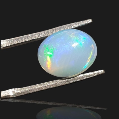 Ethiopian opal cabochon 10x8 mm no 945