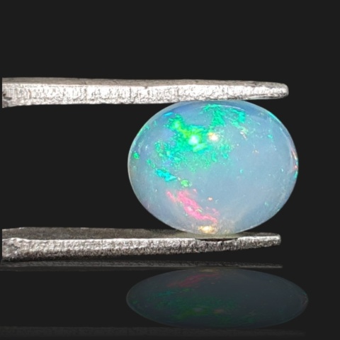 Ethiopian opal cabochon 10x8 mm no 948
