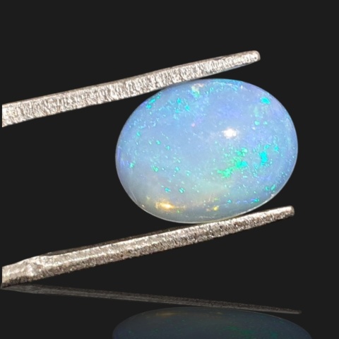 Ethiopian opal cabochon 11x9 mm no 940