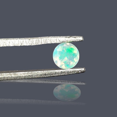 Opal from Ethiopia round faceted dia 4 mm 1 piece